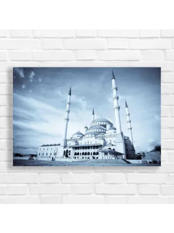 Majestic Mosque Architecture Canvas Print